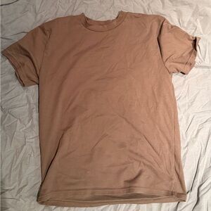 Hollister Men's Tan Short Sleeve Tee